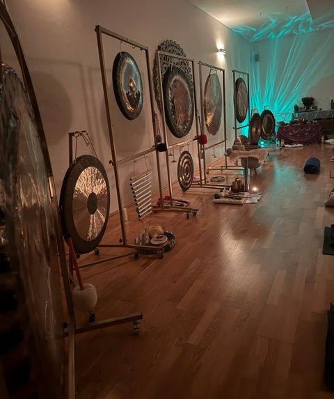 Gong — gongová lázeň